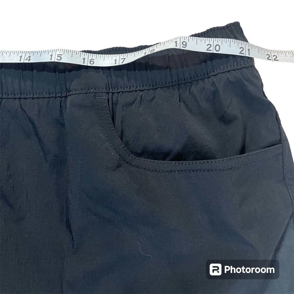 Carhartt Women's Force Relaxed Fit Ripstop Work Short, Black, Size XXL (20) - Picture 2 of 10